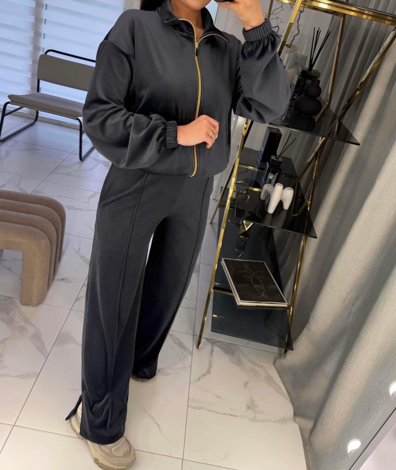 Tamsiai pilkas veliūrinis