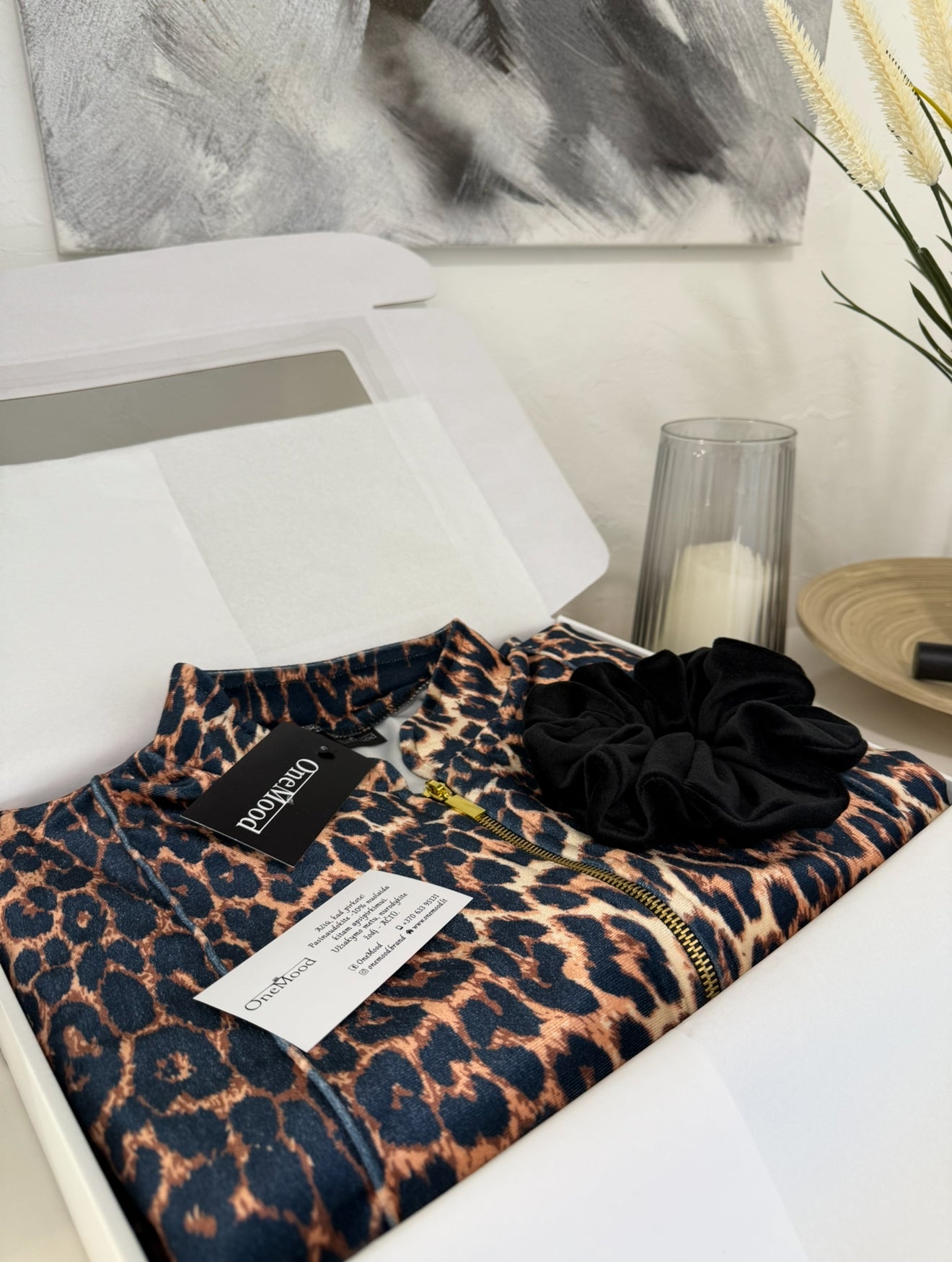 Aksominis kostiumėlis