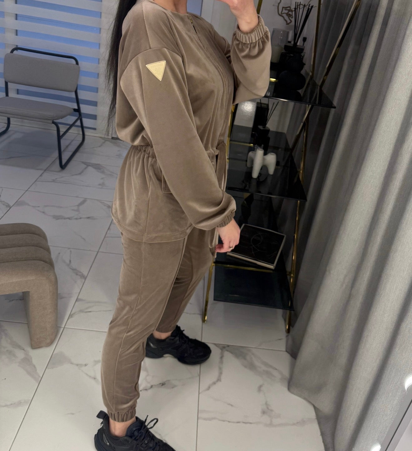 “Light Sand” velour set