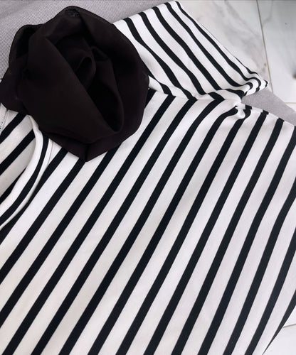 Striped blouse with attached flower, short sleeves