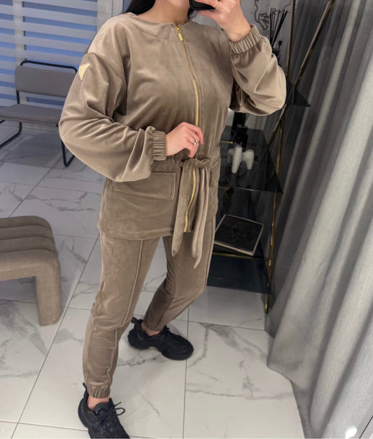 “Light Sand” velour set