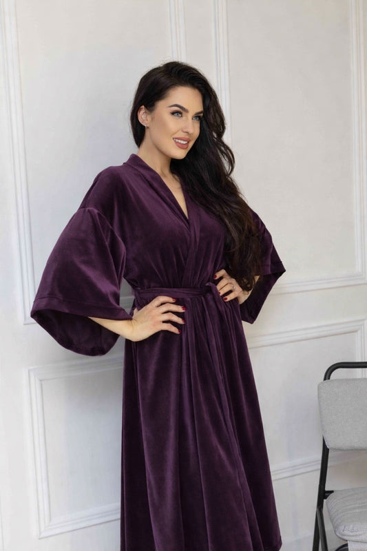 Moteriškas chalatas