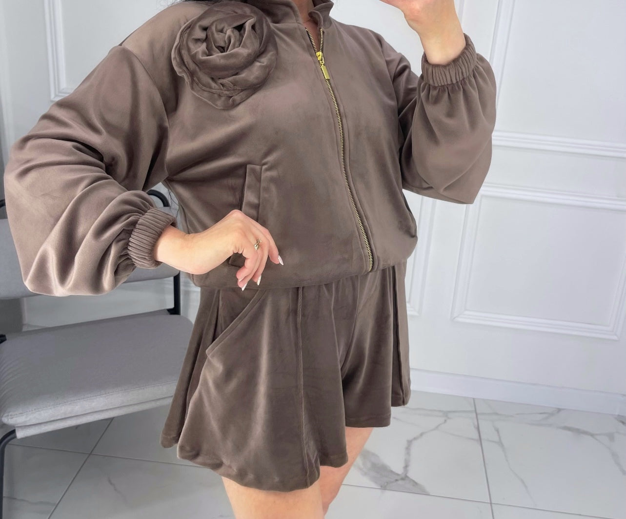 “Cappuccino” shorts suit