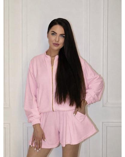“Baby pink” šortų kostiumėlis