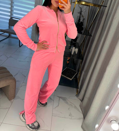 “Candy pink” velour set
