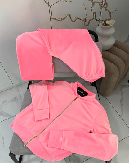 “Candy pink” velour set