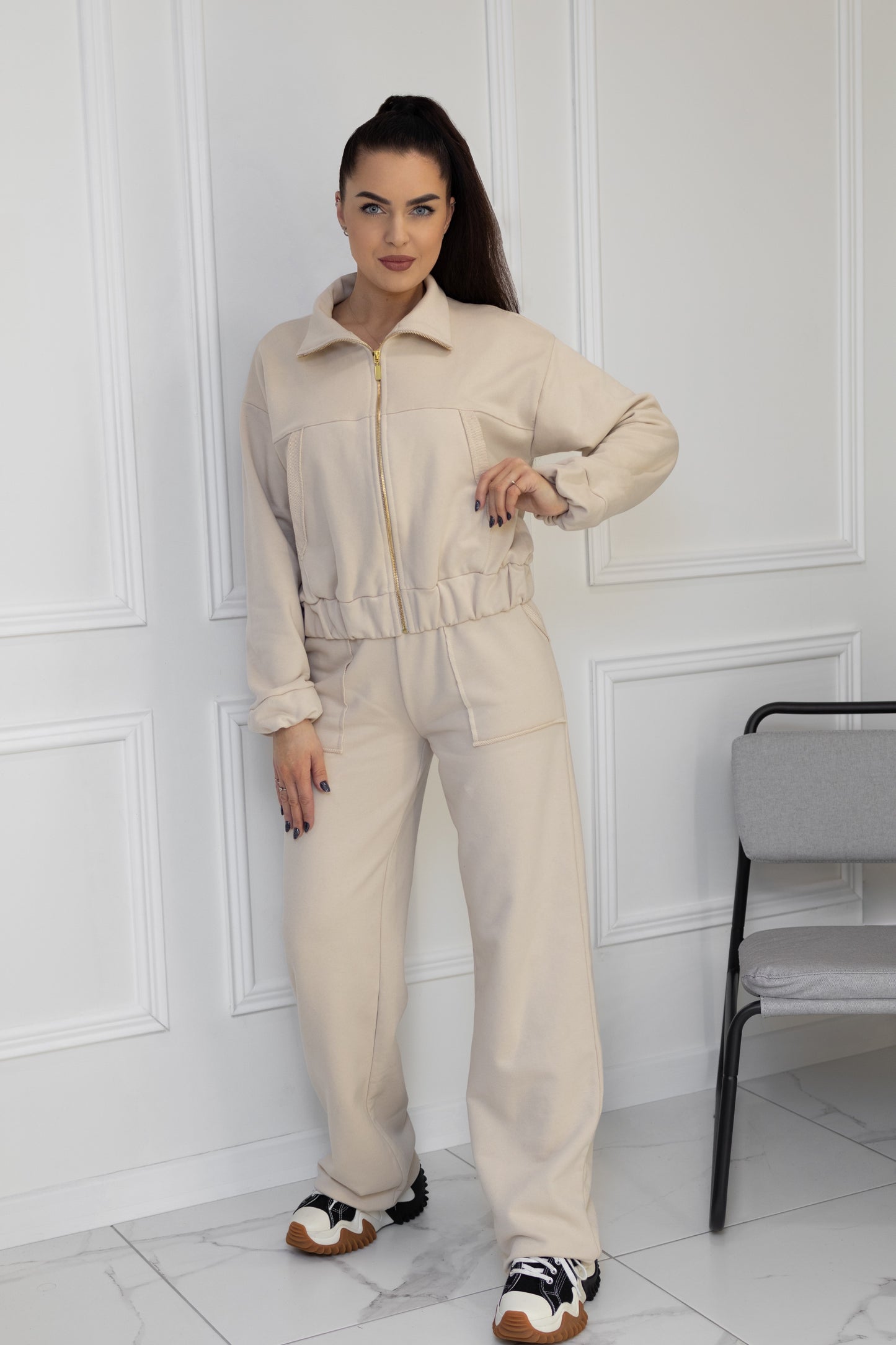 Casual suit with pockets “CREAM”