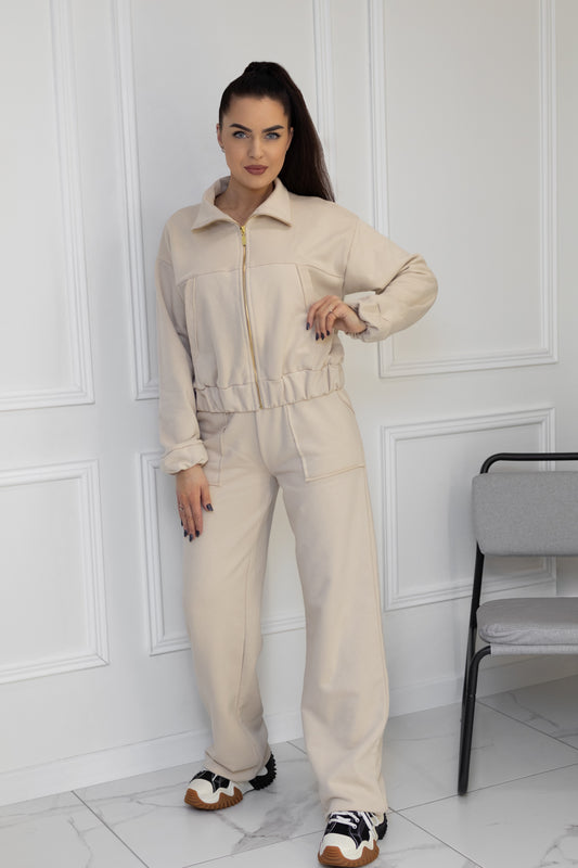 Casual suit with pockets “CREAM”