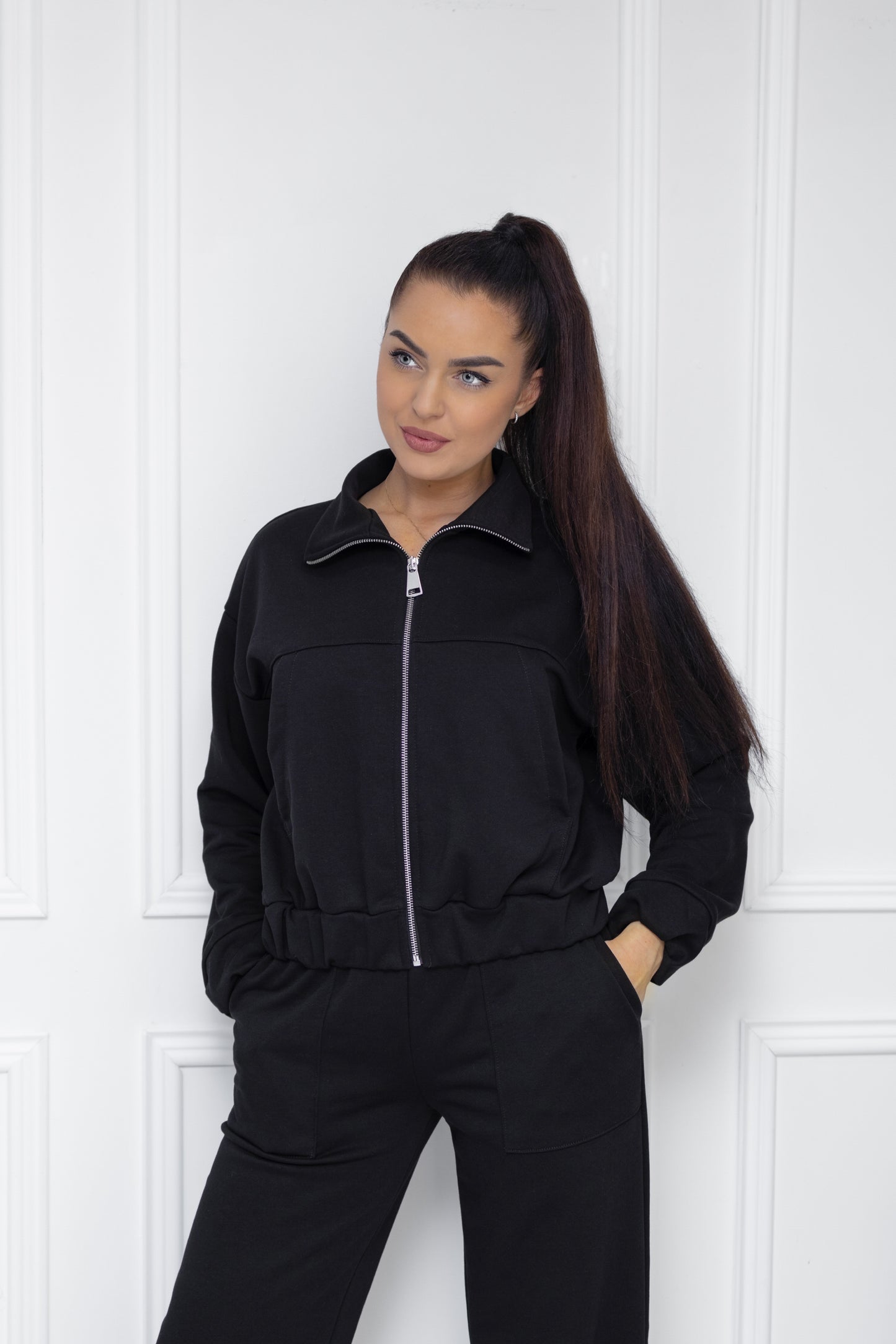 Casual suit with pockets “BLACK”