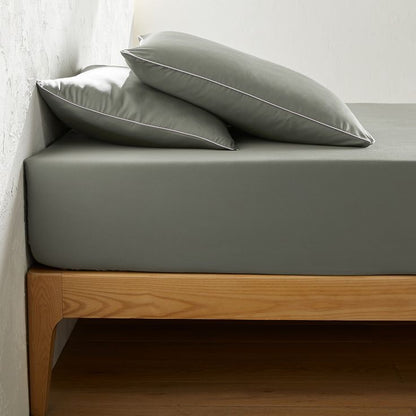 Sheet with elastic