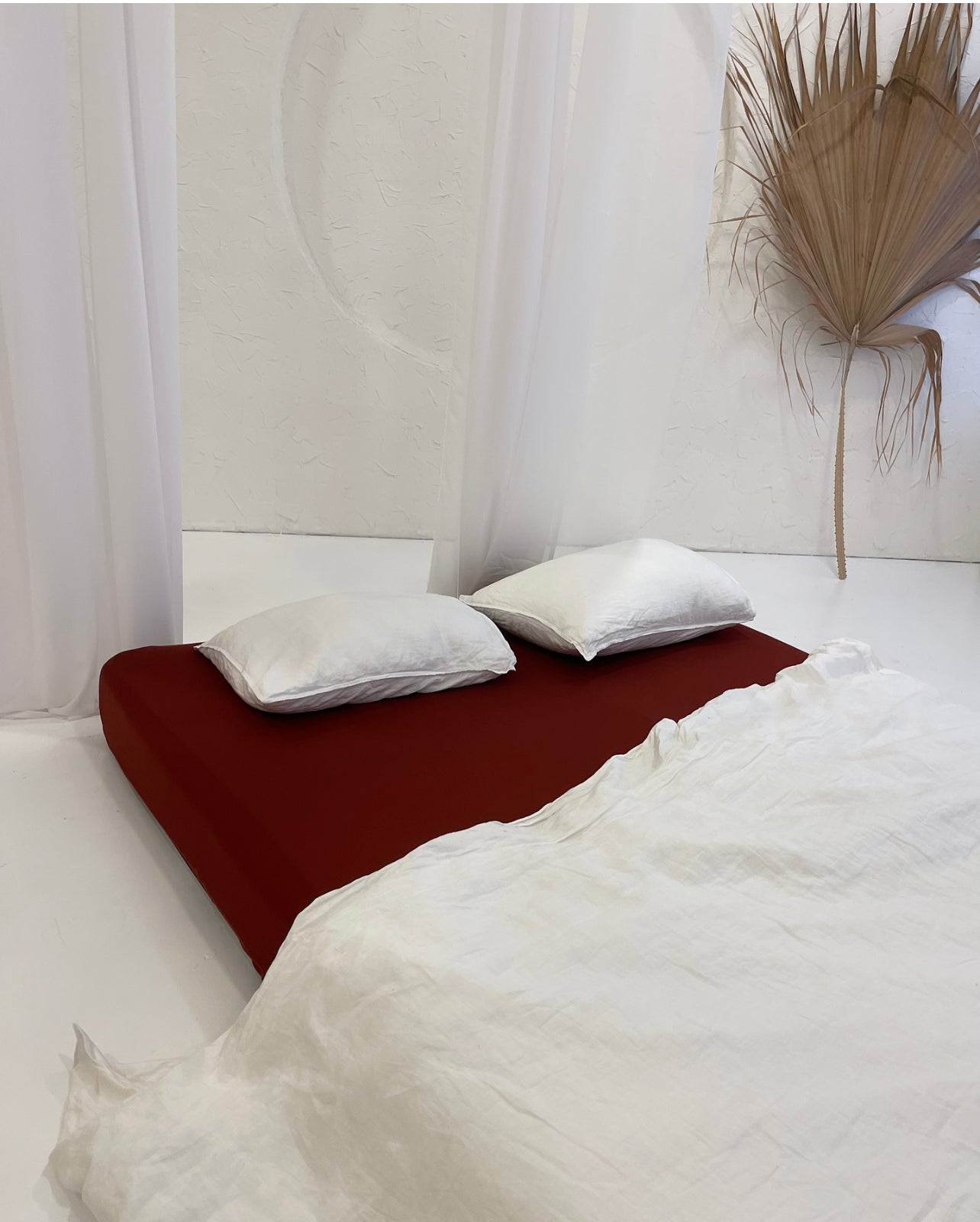 Sheet with elastic