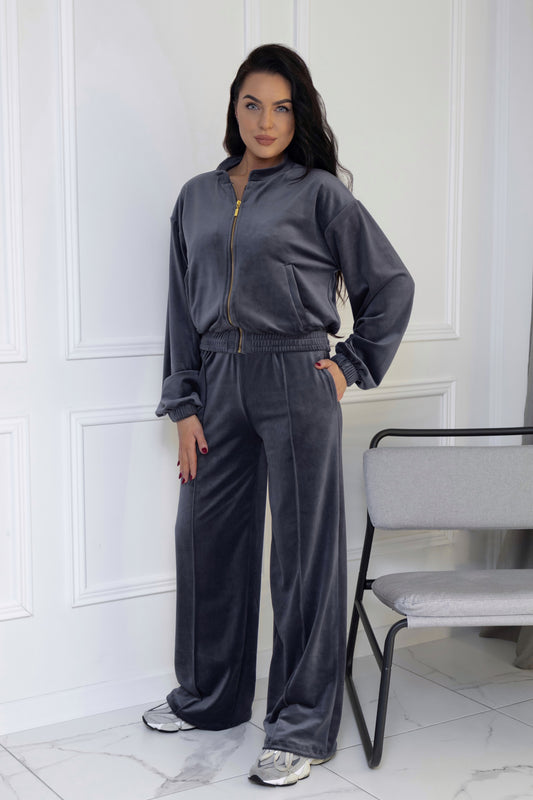 “Dark gray” velour set