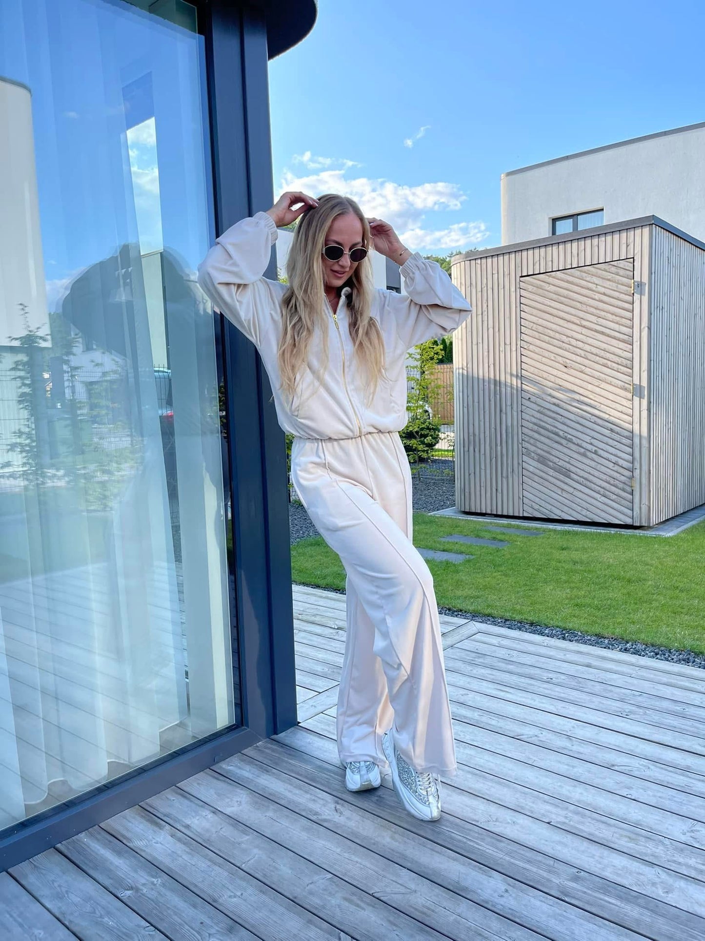 “Milky” velour set