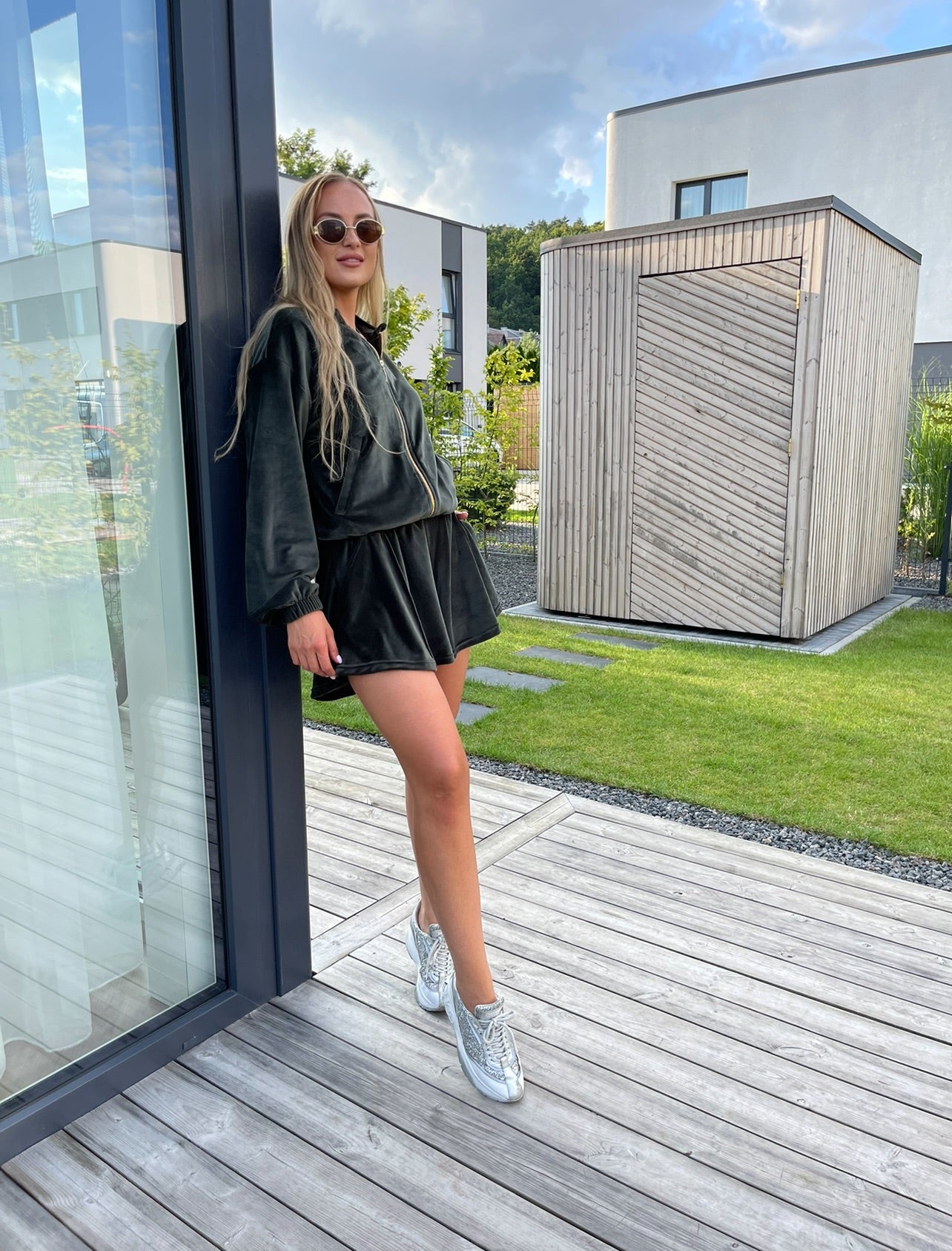 Khaki shorts suit