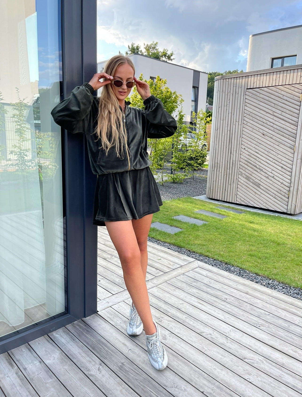 Khaki shorts suit