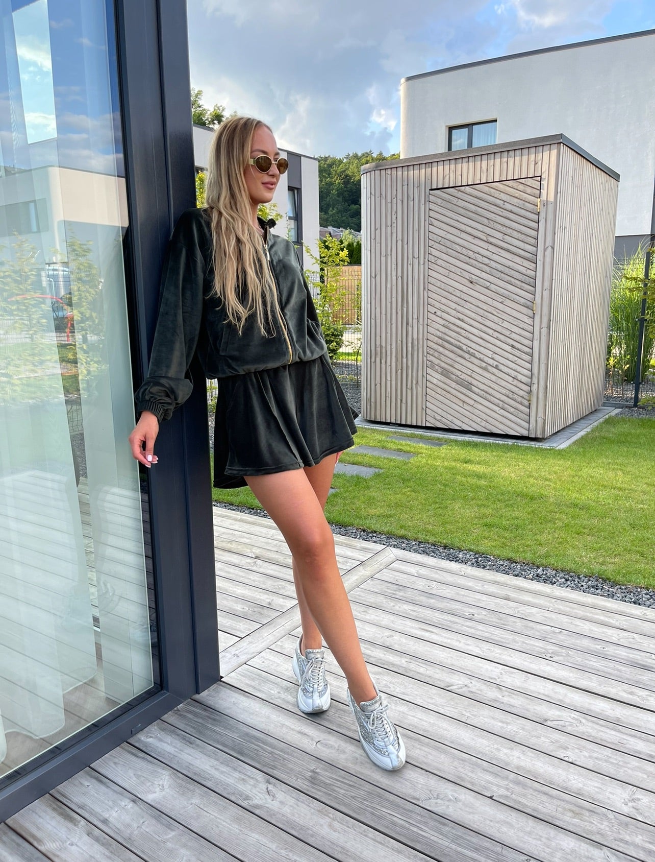 Khaki shorts suit